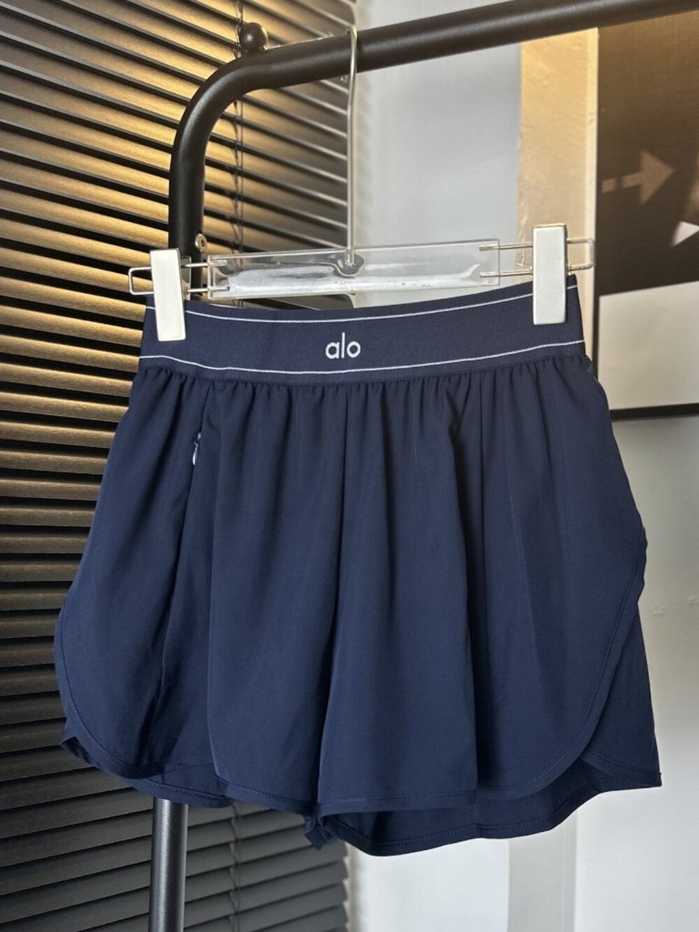 🏋️ Alo Match Point Shorts Navy Blue Training Running and Casual Style - Picture 3 of 5